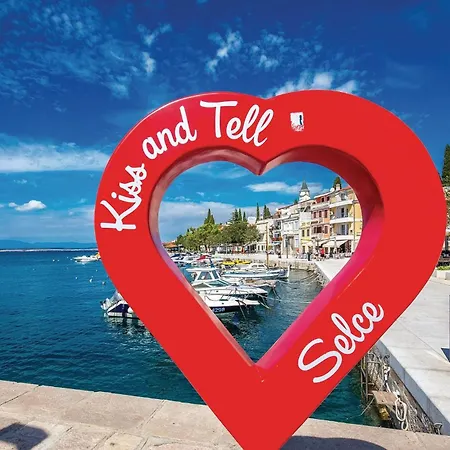 Amazing In With Wifi Bakarac